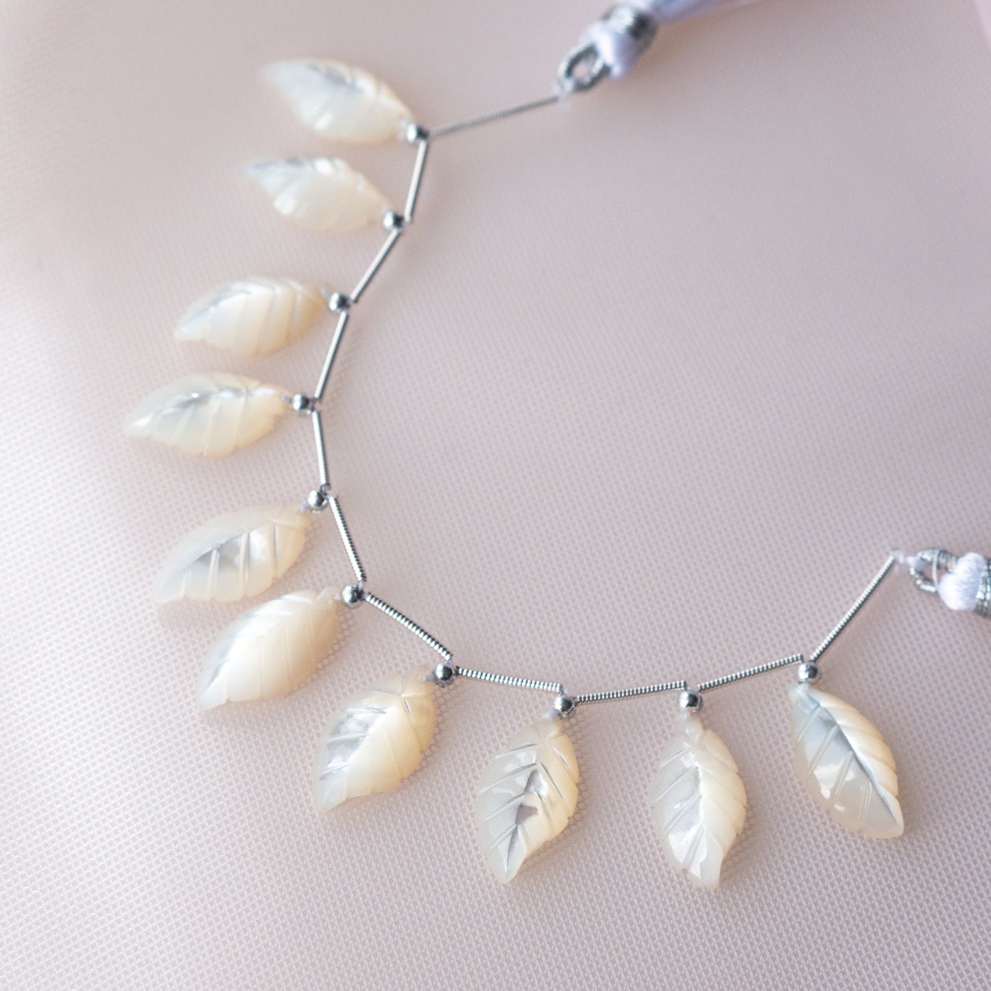 Mother of Pearl Leaf Carving Beads